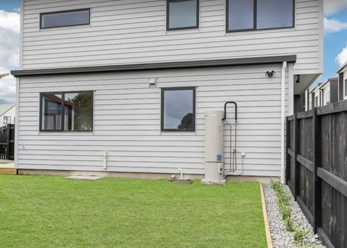  at 1/17 Barneys Farm Road, Clendon Park, Auckland