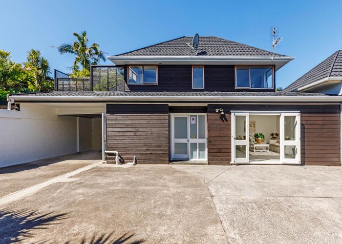  at 3/23 Commodore Parry Road, Castor Bay, Auckland