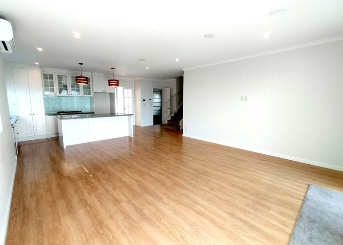  at 69 Castlederg Place, Flat Bush, Manukau City, Auckland