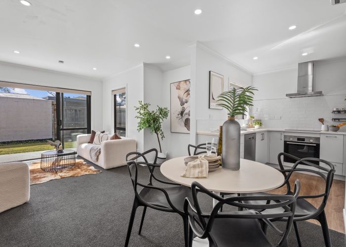  at 4/8 Keitha Place, Glenview, Hamilton, Waikato