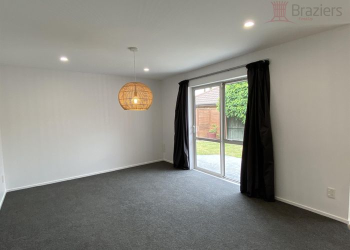  at 40 Limes Avenue, Parklands, Christchurch