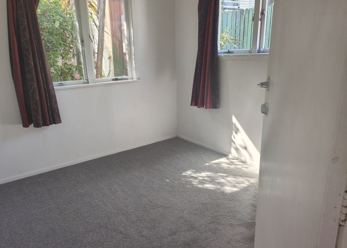 at 31 dundale  ave, Blockhouse Bay, Auckland City, Auckland