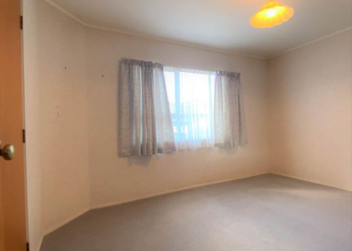  at 115b Shakespeare Road, Milford, North Shore City, Auckland