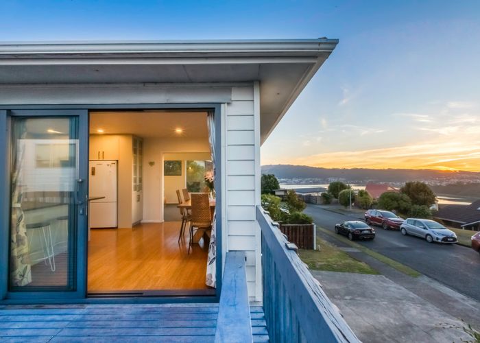  at 6 Ettrick Grove, Papakowhai, Porirua, Wellington