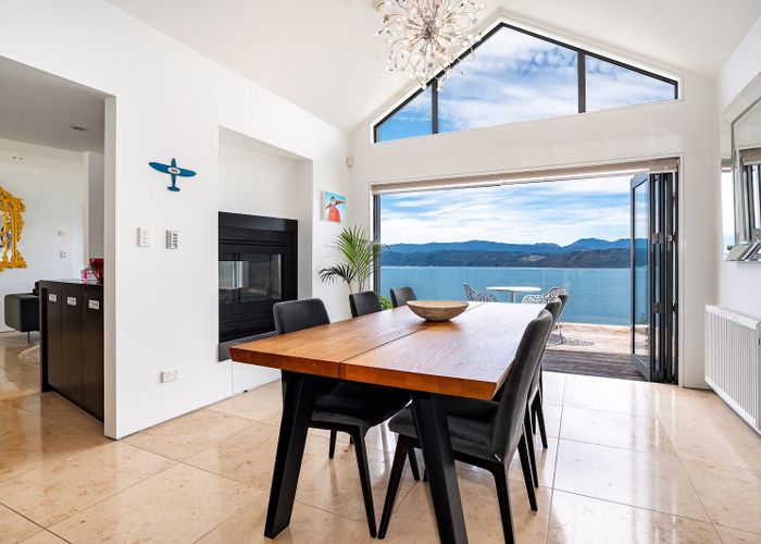  at 8 Nevay Road, Karaka Bays, Wellington, Wellington