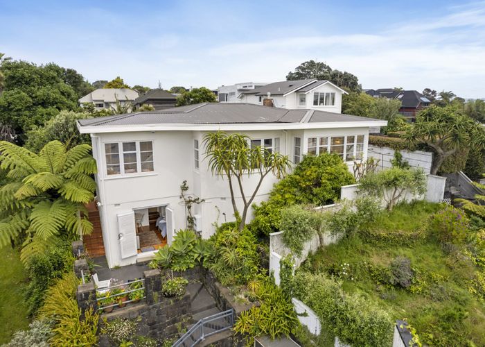  at 30 Peary Road, Mount Eden, Auckland