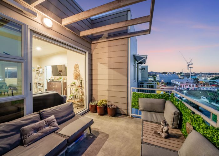  at 4B/51 Princes Street, Onehunga, Auckland