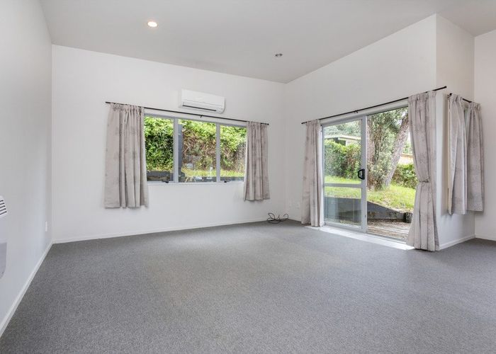  at 18A Totaravale Drive, Totara Vale, North Shore City, Auckland