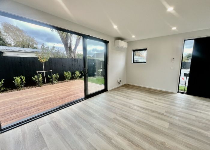  at 1/10 Surrey Street, Linwood, Christchurch City, Canterbury