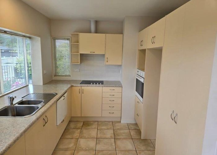  at 11/61a Bryndwr Road, Bryndwr, Christchurch City, Canterbury