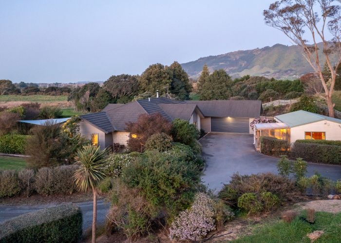 Recently sold 205 Ngarara Road, Waikanae homes.co.nz