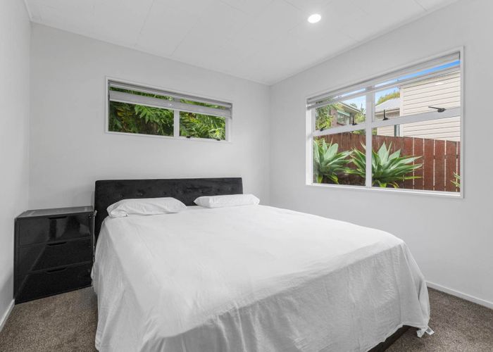  at 12a Phoenix Place, Papatoetoe, Manukau City, Auckland