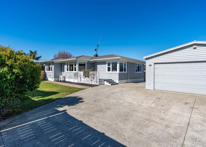  at 12 Coldwell Place, Chartwell, Hamilton, Waikato