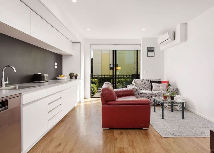  at 2/1 Buchan Street, Sydenham, Christchurch