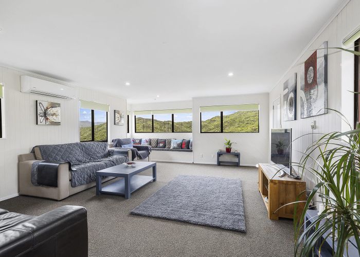  at 54 Woodhouse Avenue, Karori, Wellington