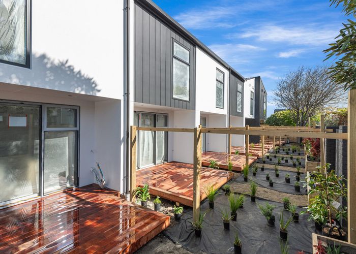  at 1-6 / 20 Whiteleigh Avenue, Addington, Christchurch City, Canterbury