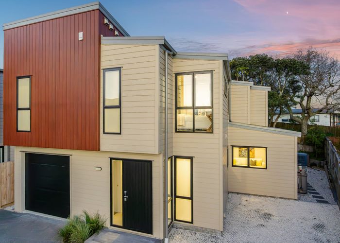  at 6D Pax Avenue, Forrest Hill, North Shore City, Auckland