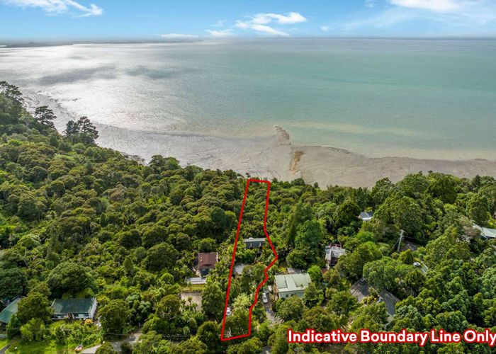  at 34 Kauri Point Road, Laingholm, Auckland