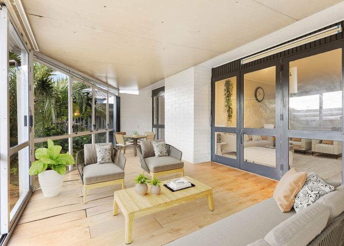  at 2/232 St George Street, Papatoetoe, Manukau City, Auckland