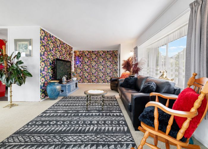  at 2/74 Evelyn Road, Cockle Bay, Manukau