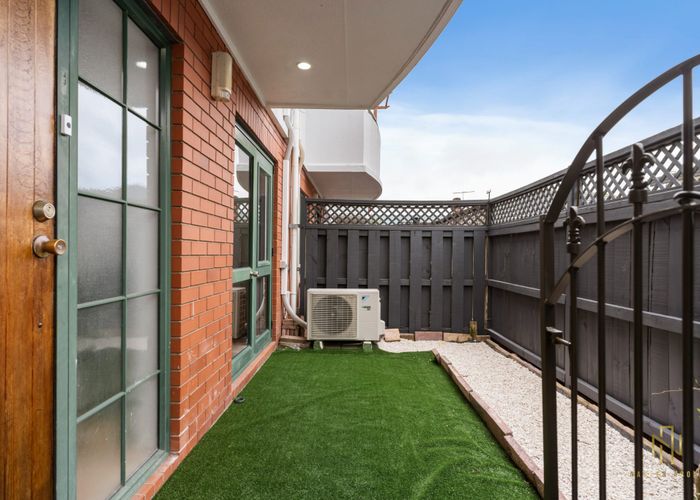  at 5/54 Dornwell Road, Mount Roskill, Auckland City, Auckland