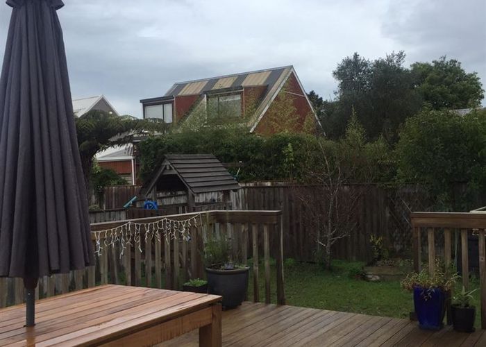  at 51 Eastglen Road, Glen Eden, Auckland