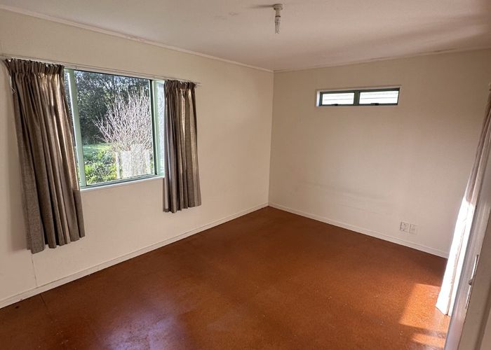  at 2/120 Eskdale Road, Birkdale, North Shore City, Auckland