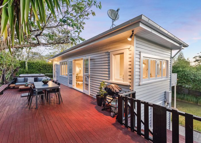  at 1A Richard Street, Westmere, Auckland