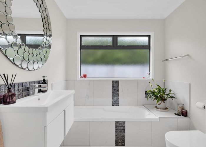  at 86 Tiri Road, Matakatia, Manly, Rodney, Auckland