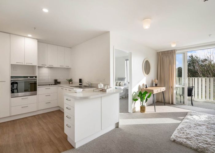  at 104/21 A Swanson Road, Henderson, Waitakere City, Auckland