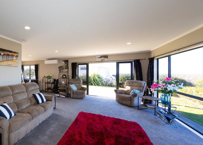  at 84 Churchill Drive, Taradale, Napier, Hawke's Bay