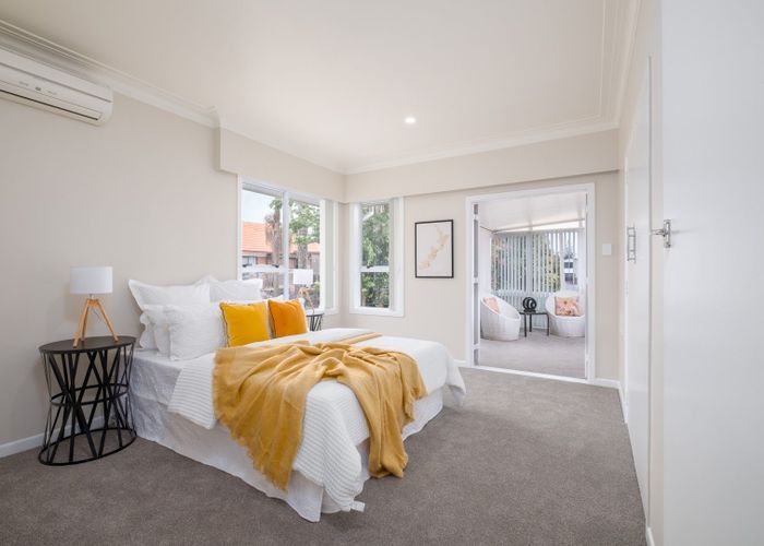  at 32 Oakland Avenue, Papatoetoe, Auckland