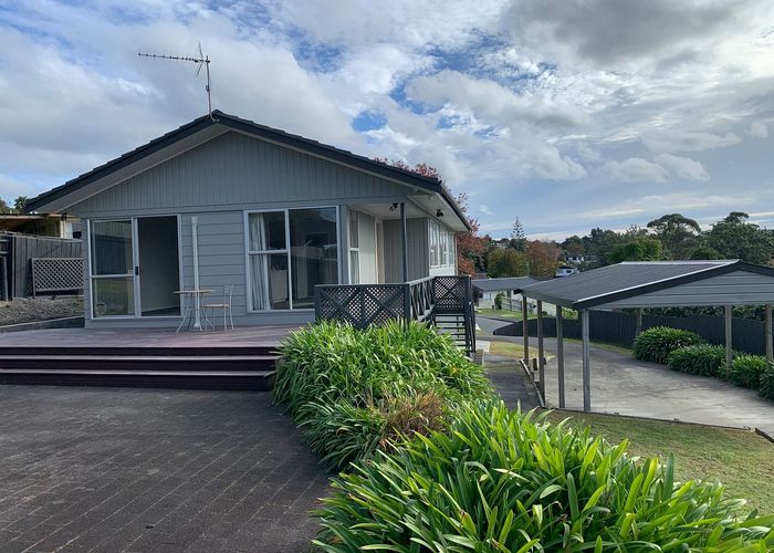  at Massey, Waitakere City, Auckland