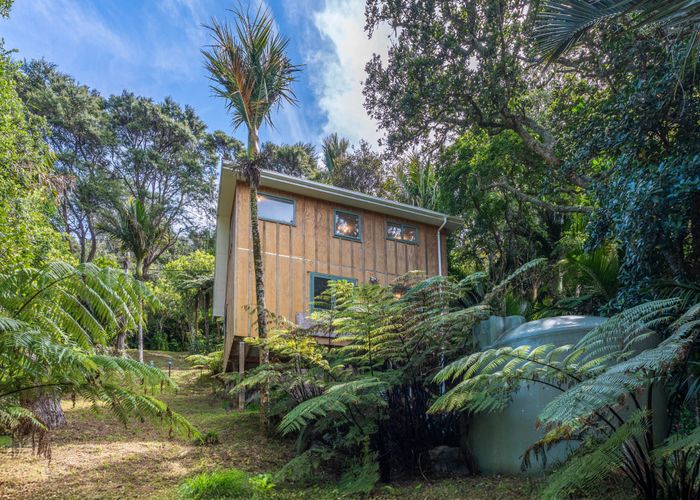  at 83 Fairview Crescent, Omiha, Waiheke Island, Auckland
