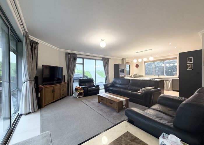  at 23 Redvale Rise, Albany, North Shore City, Auckland