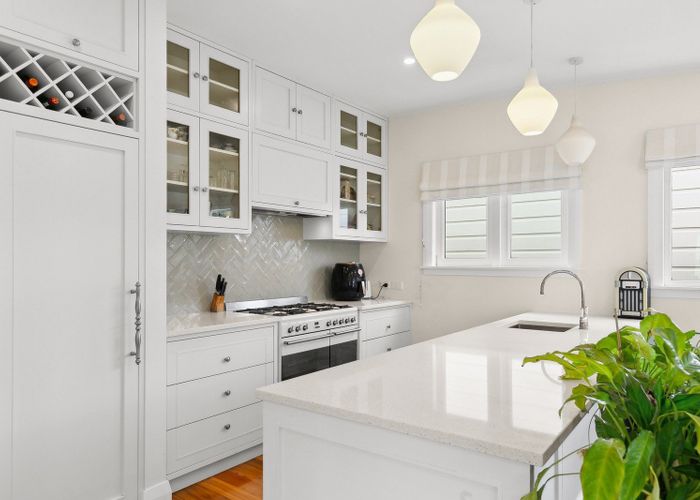  at 10 Herald Terrace, Berhampore, Wellington
