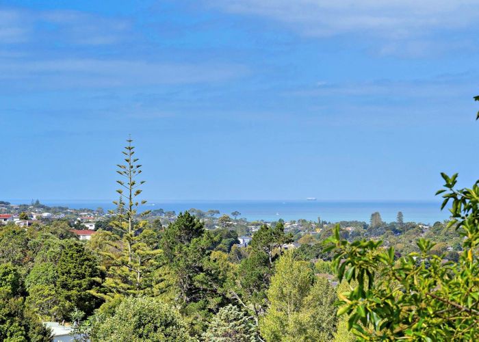  at 899A East Coast Road, Torbay, North Shore City, Auckland