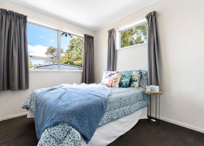  at 95 Riverpark Crescent, Henderson, Auckland