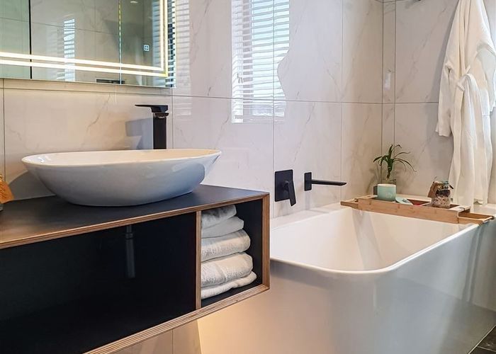  at 1C/207 Kilmore Street, City Centre, Christchurch City, Canterbury