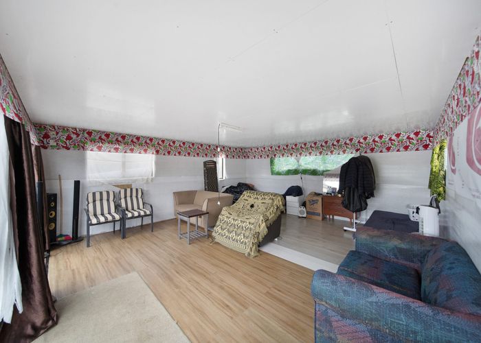  at 32 Idlewild Avenue, Mangere, Auckland