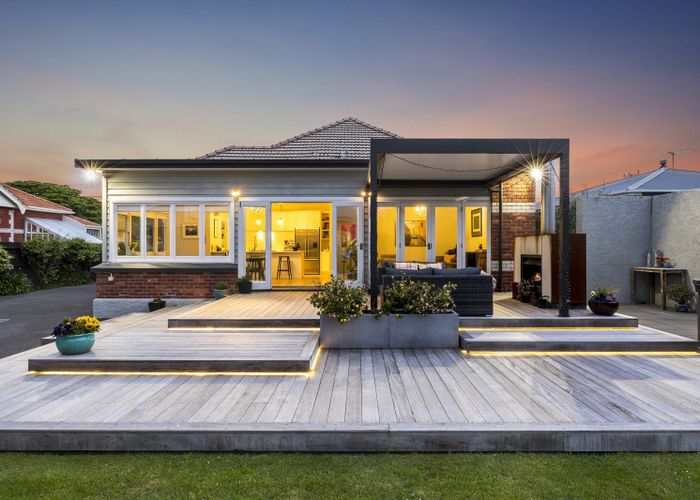  at 69 Albert Street, Saint Clair, Dunedin