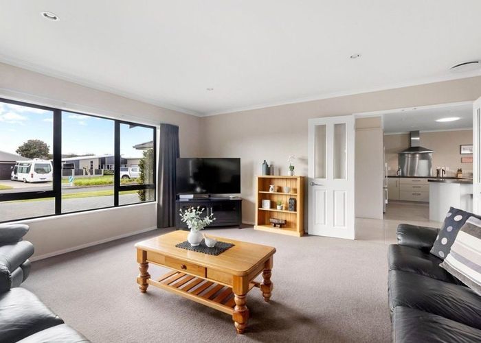  at 14 Ebony Court, Rototuna, Hamilton, Waikato