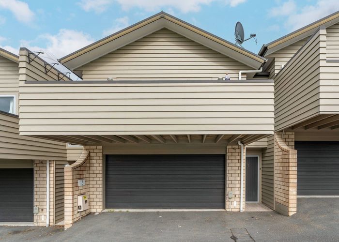  at 96C Clyde Street, Hamilton East, Hamilton, Waikato