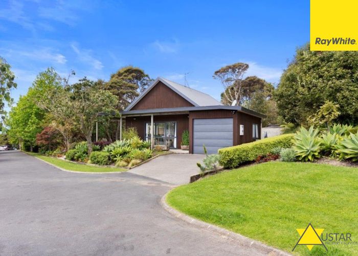  at 169 Three Oaks Drive, Albany