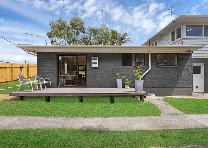  at 1/10 Mildmay Road, Henderson, Waitakere City, Auckland