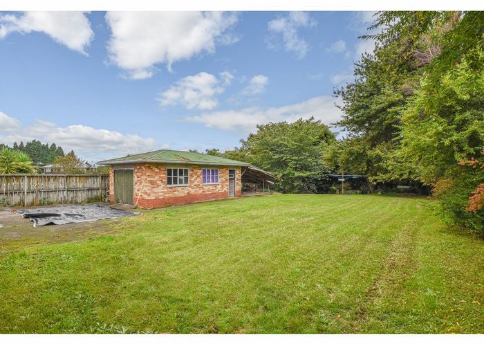  at 8 Fairview Road, Western Heights, Rotorua