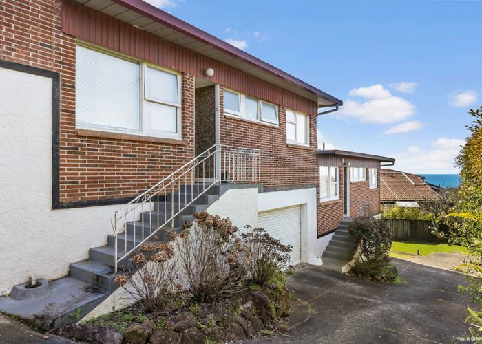  at 6/5 Braemar Road, Castor Bay, Auckland