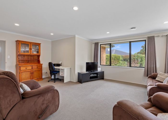  at 16 Edward Street, Grandview Heights, Hamilton, Waikato