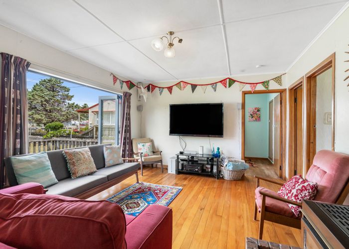  at 905 Port Road, Whangamata