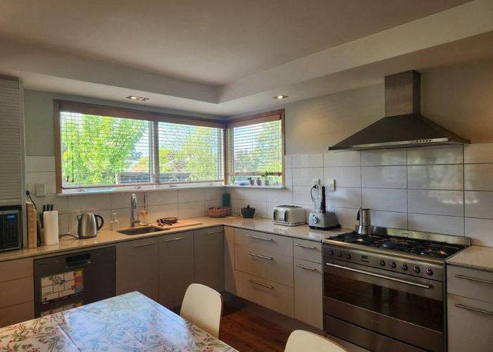  at 1 Burrows Place, Ilam, Christchurch City, Canterbury